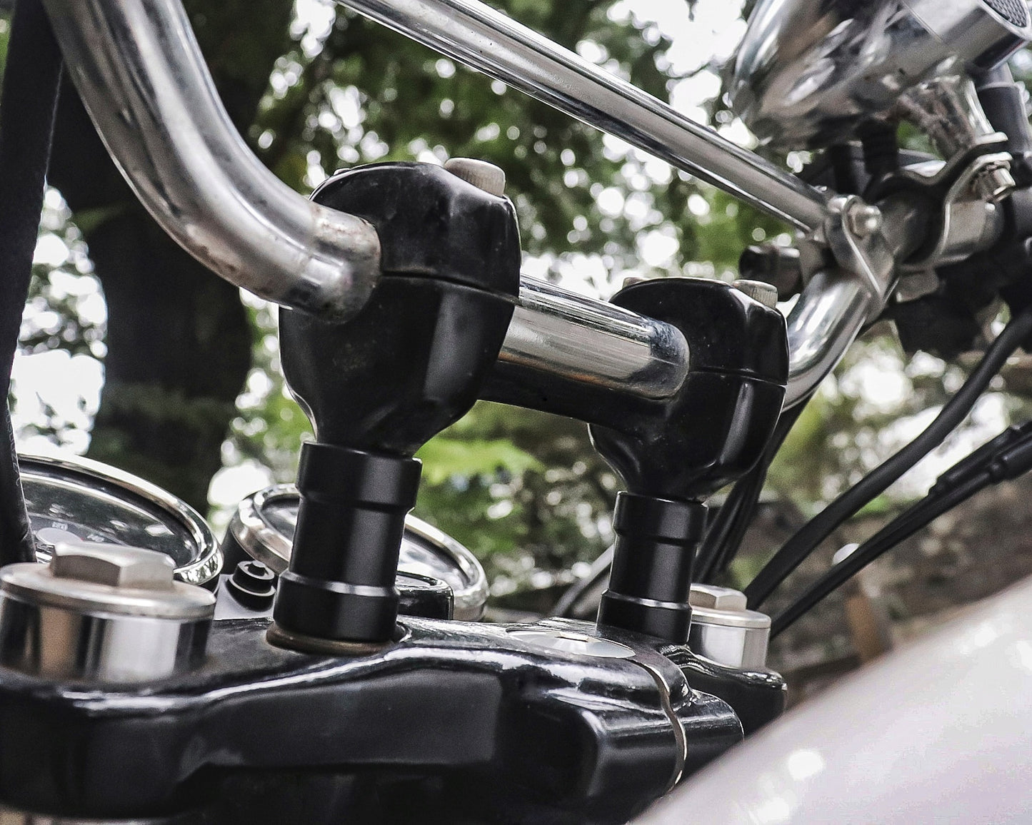 Royal Enfield Interceptor 650- Handle Bar Risers