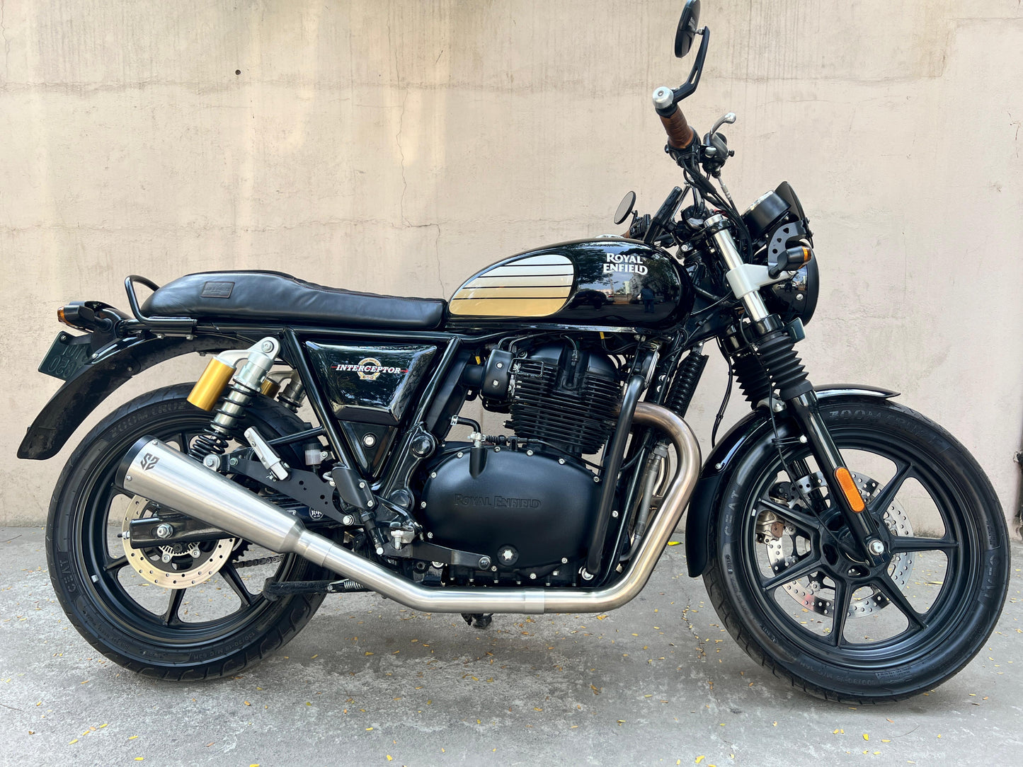2x2 Full System Exhaust with FAT CANS for Royal Enfield Interceptor/Continental GT