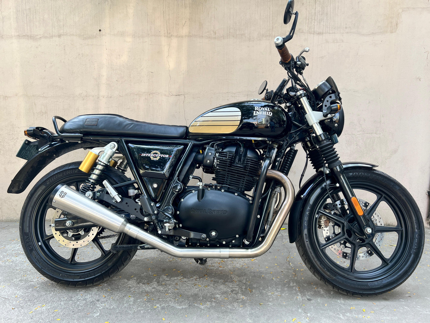 2x2 Full System Exhaust with FAT CANS  for Royal Enfield Interceptor/Continental GT